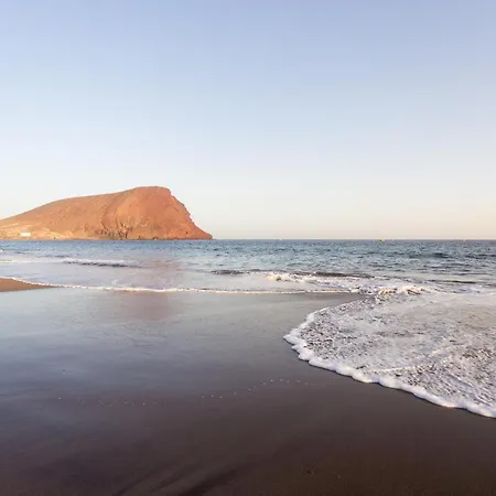 Home2book Percy 아파트